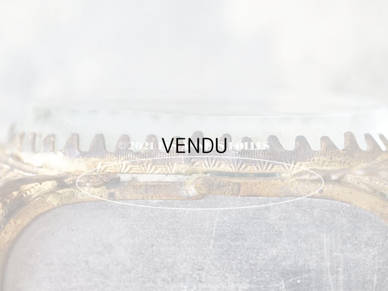 画像14: 19世紀末 アンティーク ジュエリーボックス スモーキーブルーのクッション シルク製 ロカイユ装飾の脚