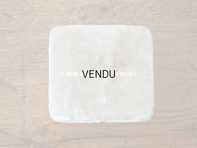 画像8: 19世紀末 アンティーク ジュエリーボックス ブローチ&ピアス用 ベルベット & シルクサテン