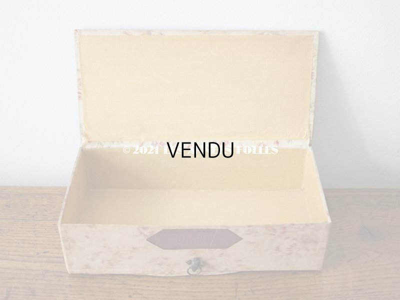 画像8: 【11周年セール対象外】 1900年代 アンティーク 薄紫色のリボン & 薔薇のガーランド  カルトナージュボックス グローブ入れ チェストの引き出し GANTS