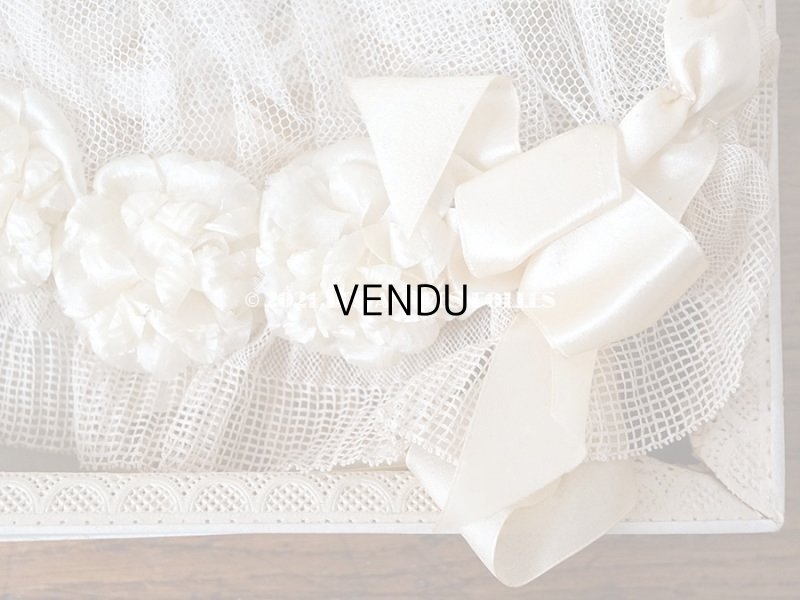 画像5: 【11周年セール対象外】 アンティーク 箱入り レースのボネ オフホワイトの薔薇の布花＆シルクリボン 