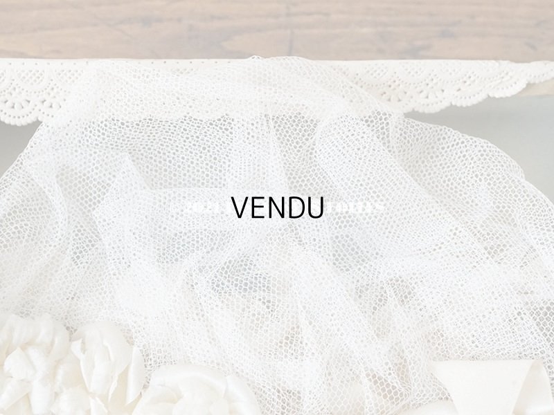 画像3: 【11周年セール対象外】 アンティーク 箱入り レースのボネ オフホワイトの薔薇の布花＆シルクリボン 