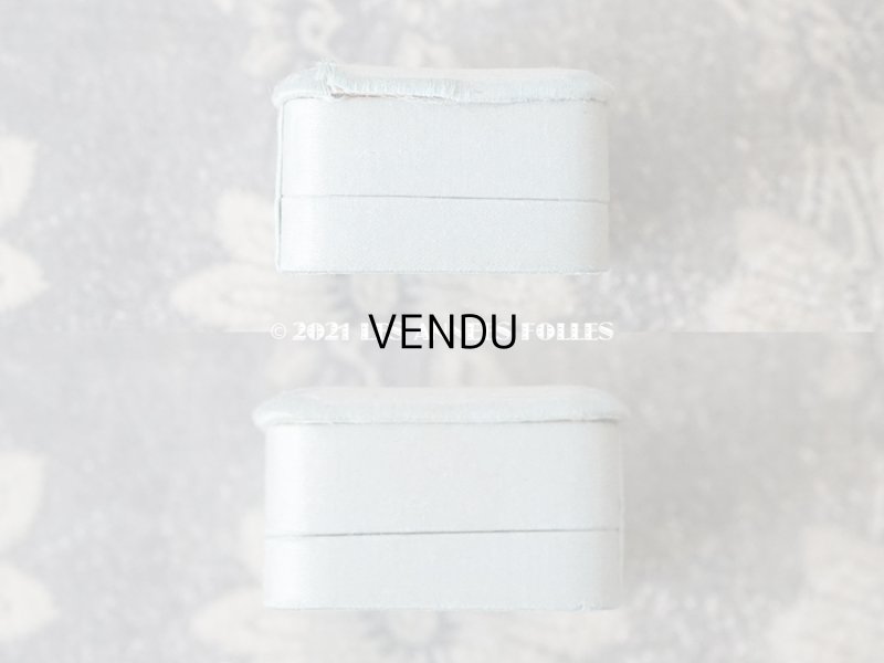 画像4: 【11周年セール対象外】　1900年代 アンティーク シルクサテン ジュエリーボックス パウダーブルー