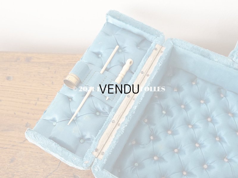 画像7: 【11周年セール対象外】 19世紀末 アンティーク ブルーのベルベットの裁縫箱