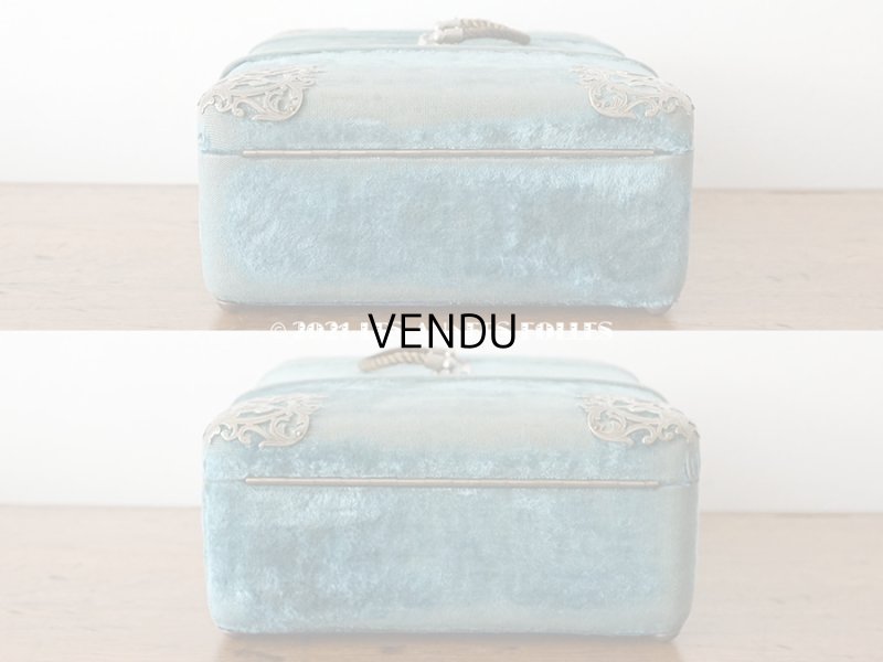 画像16: 【11周年セール対象外】 19世紀末 アンティーク ブルーのベルベットの裁縫箱