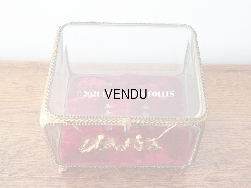 画像7: 【11周年セール対象外】 19世紀 アンティーク 大きなコフレ グローブ・ド・マリエ 天使＆薔薇のガーランドのオルモル 赤いベルベットのクッション