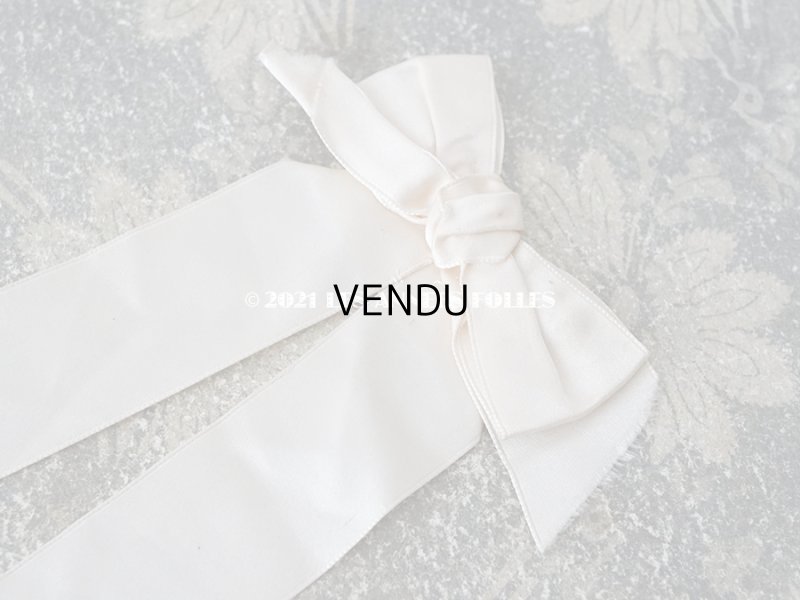 画像9: 【11周年セール対象外】 アンティーク  初聖体のオモニエール 淡いピンクのシルクリボン & 花刺繍入りレースのフリル