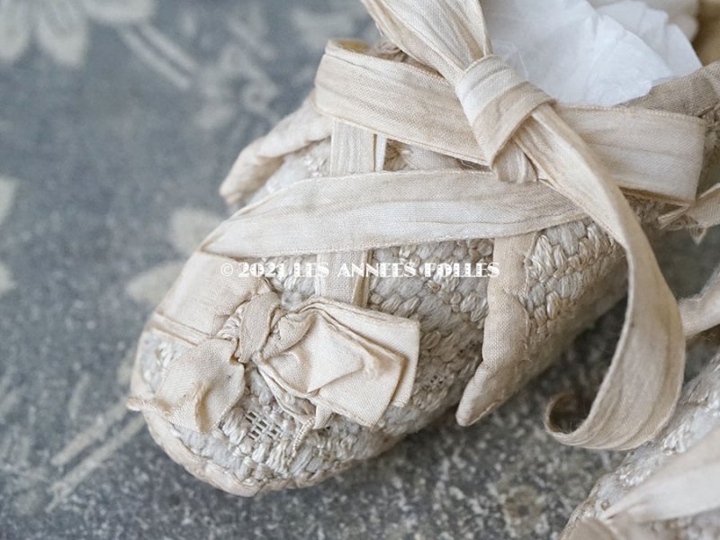 画像3: 1900年代 アンティーク 淡いブルー&オフホワイトのツイード生地 ベビーシューズ