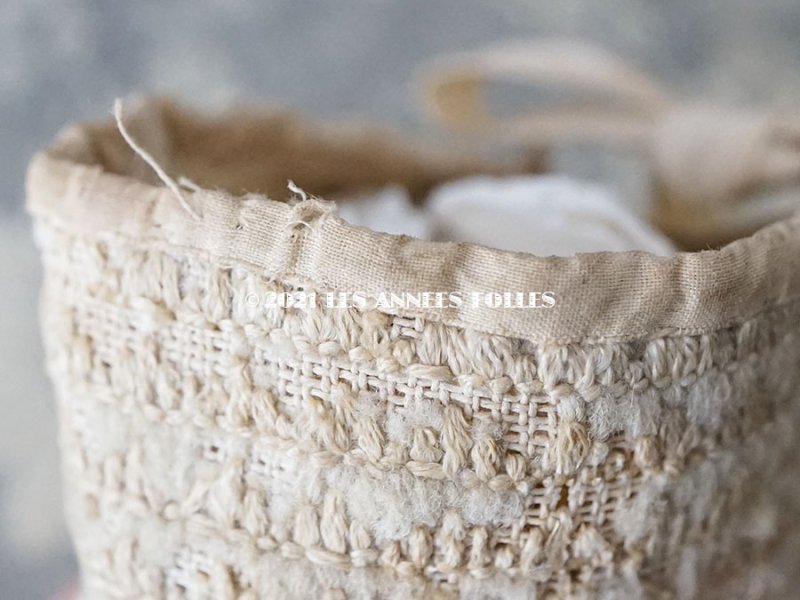 画像8: 1900年代 アンティーク 淡いブルー&オフホワイトのツイード生地 ベビーシューズ