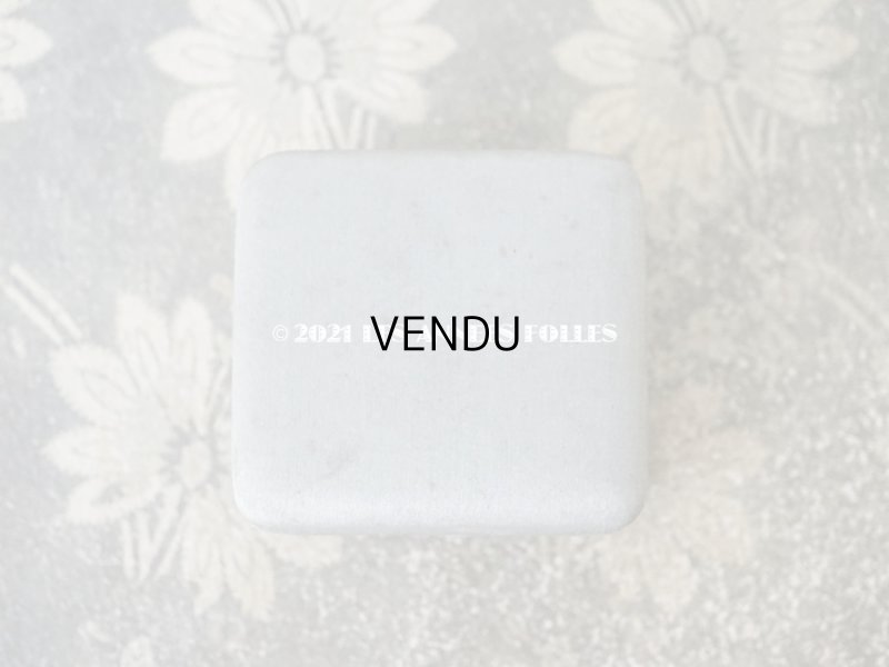 画像3: アンティーク ジュエリーボックス  シルクサテン パウダーブルー