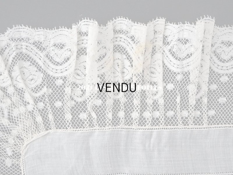 画像7: 未使用 19世紀 アンティーク  結婚式のハンカチ 王冠紋章 & プリーツ入り　手編みのヴァランシエンヌレース