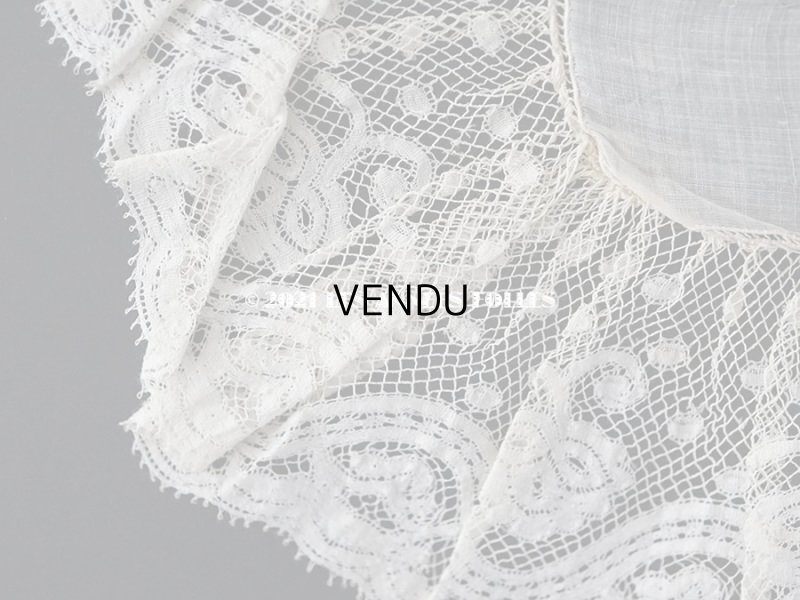 画像8: 未使用 19世紀 アンティーク  結婚式のハンカチ 王冠紋章 & プリーツ入り　手編みのヴァランシエンヌレース