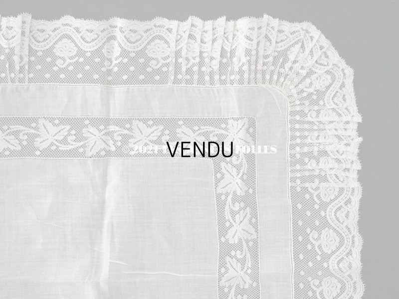 画像4: 未使用 19世紀 アンティーク  結婚式のハンカチ 王冠紋章 & プリーツ入り　手編みのヴァランシエンヌレース