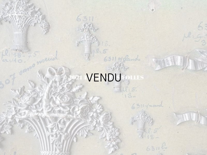 画像3: 1900年代 アンティーク  サンプラー ローズパニエ＆リボンのオーナメント メタル製