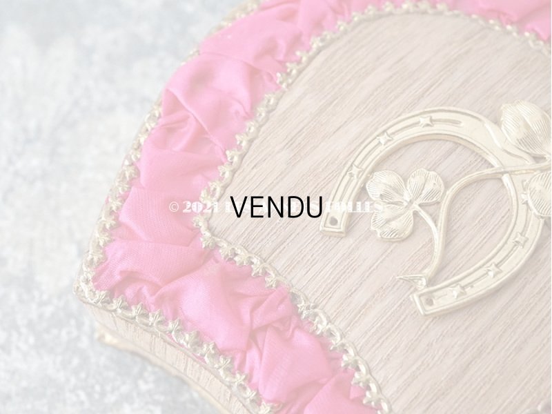 画像5: アンティーク レースの縁取り付き お菓子箱 四葉のクローバー