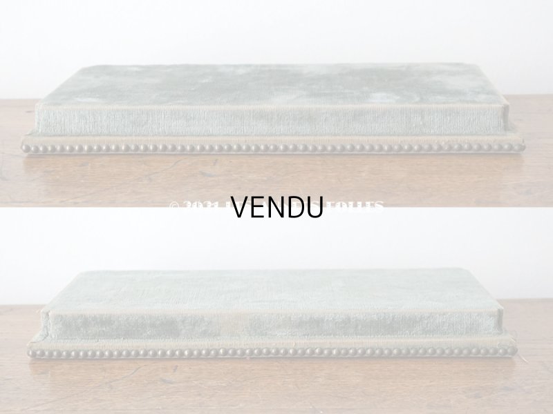 画像4: アンティーク ベルベットの台座 スモーキーブルー