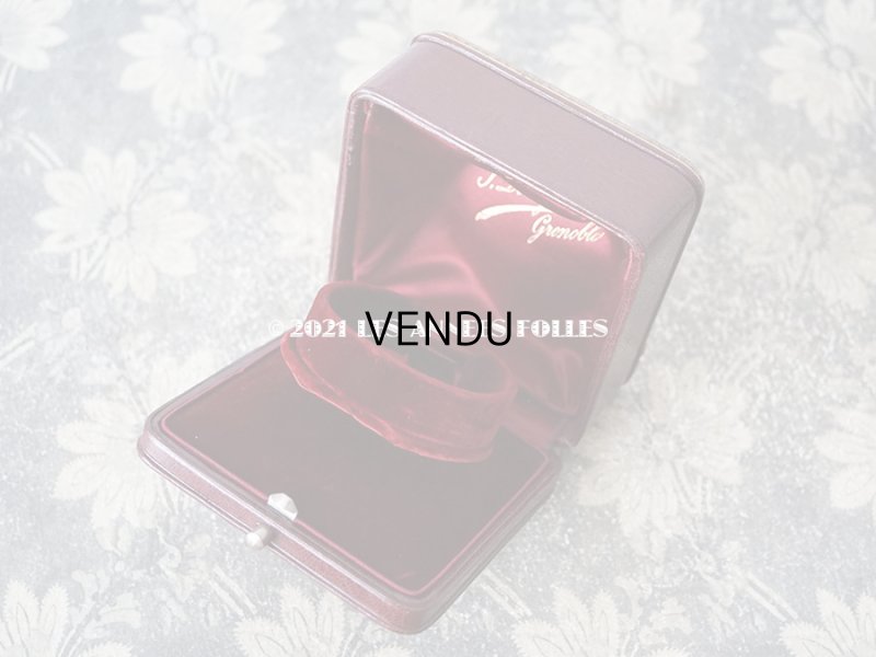 画像3: 1900年代 アンティーク 本革製 ジュエリーボックス ブレスレット用 金彩＆イニシャル入り MC ボルドー