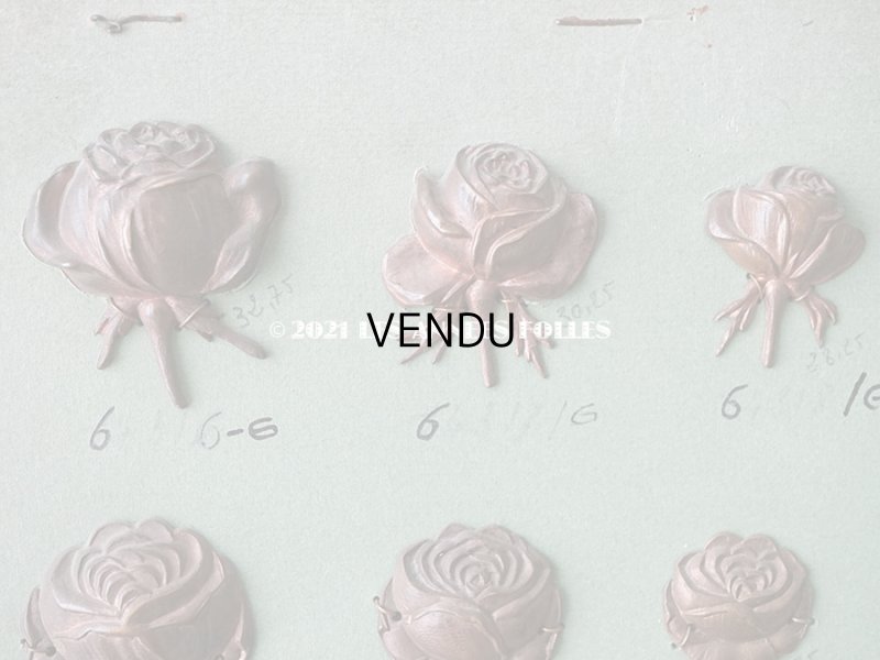 画像3: 1900年代 アンティーク  サンプラー 薔薇&薔薇のガーランド&薔薇のリース メタル製