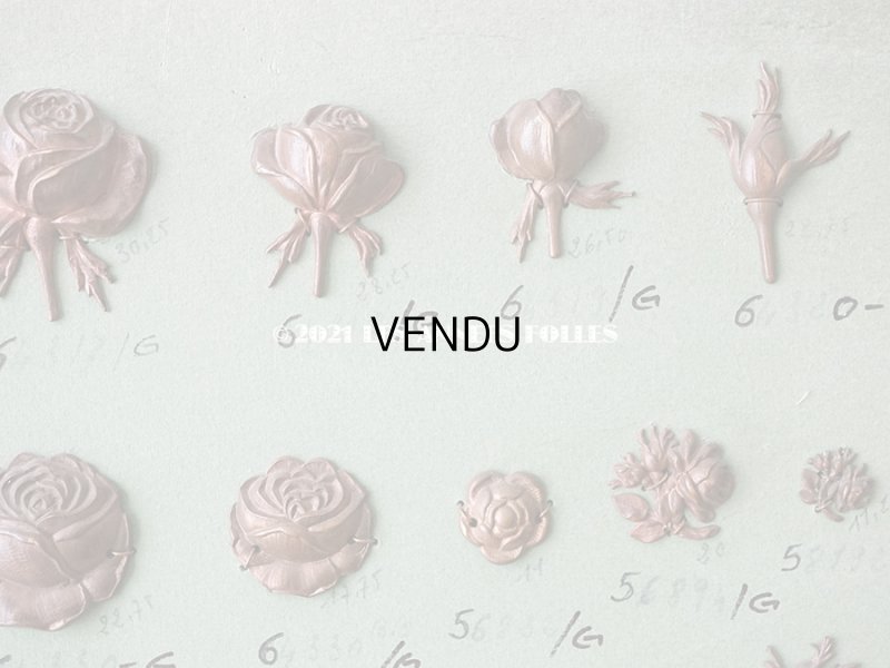 画像4: 1900年代 アンティーク  サンプラー 薔薇&薔薇のガーランド&薔薇のリース メタル製