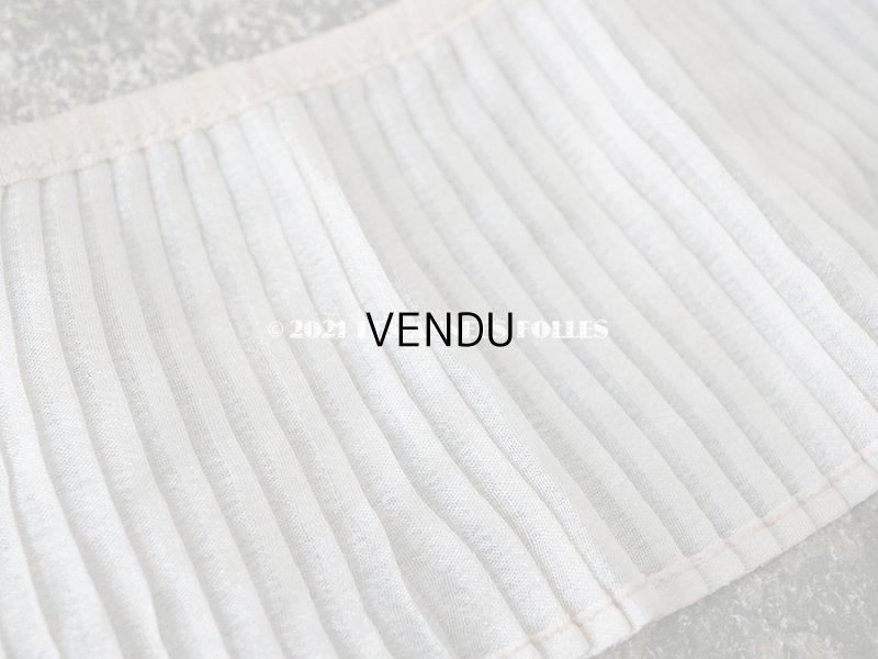 画像5: アンティーク 幅広 シルク製 オフホワイトのプリーツリボン 淡いピンクベージュの縁取り  7.7cm幅  100cm