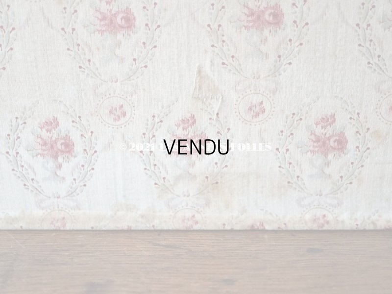 画像9: 1900年代 アンティーク ワイン色の薔薇のメダイヨン 大きなカルトナージュボックス 41×26×12.8cm