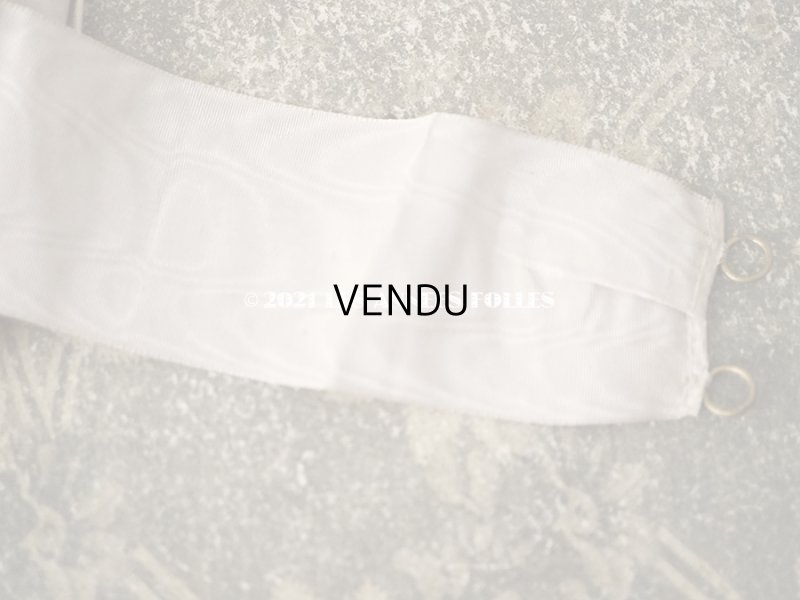 画像9: アンティーク 初聖体の腕章 淡いグレイッシュピンク シルバーのフリンジ