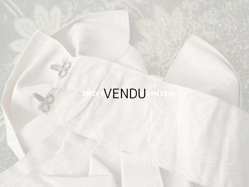 画像8: アンティーク 初聖体の腕章 淡いグレイッシュピンク シルバーのフリンジ