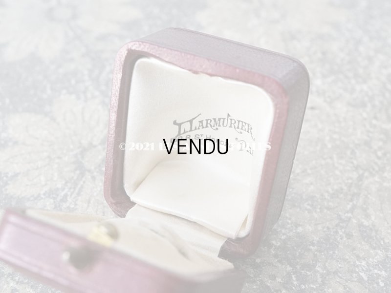 画像8: 1900年代 アンティーク 本革製 イニシャル入り M.T. ジュエリーボックス リングボックス ボルドー 