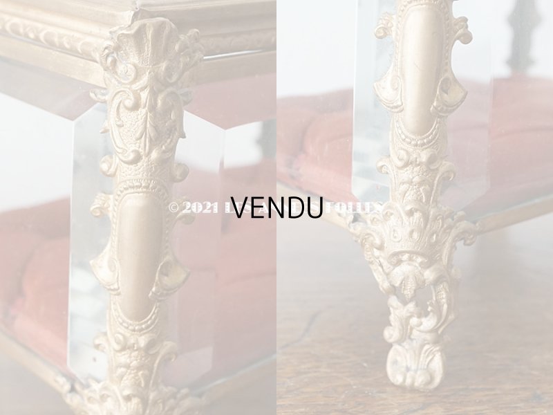 画像7: 19世紀 アンティーク ロカイユ装飾の脚 ジュエリーボックス シルク製クッション 