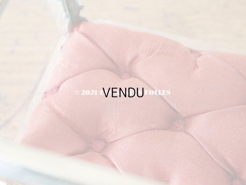 画像13: 19世紀 アンティーク ロカイユ装飾の脚 ジュエリーボックス シルク製クッション 