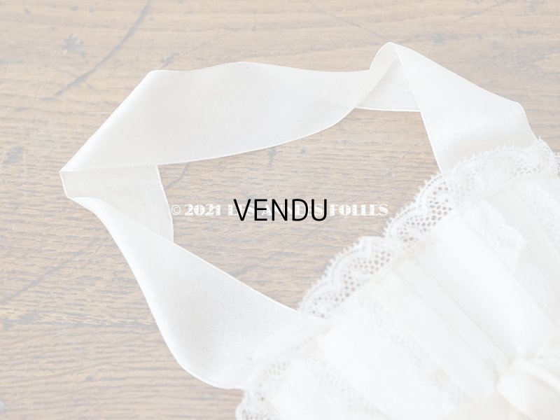 画像13: アンティーク  初聖体のオモニエール オフホワイトのシルクリボン & レースのフリル レースペーパー付ボックス入り