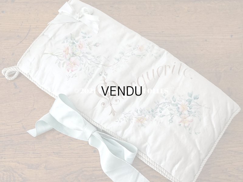 画像6: アンティーク  シルク製 ハンキーケース 野生の薔薇 &MARGUERITE パウダーグリーン ハンカチ用ポシェット