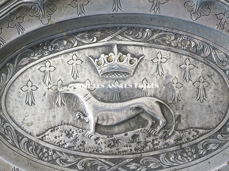 画像3: ＊蚤の市＊19世紀 アンティーク エルミン紋章のプレート ピューター製 