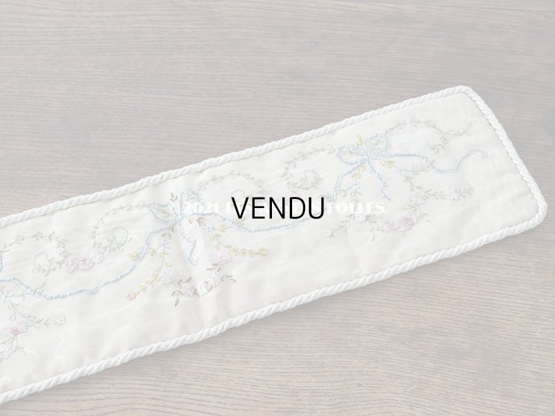 画像6:  アンティーク リボン刺繍のパネル ピアノカバー ローズパニエ　122×14cm