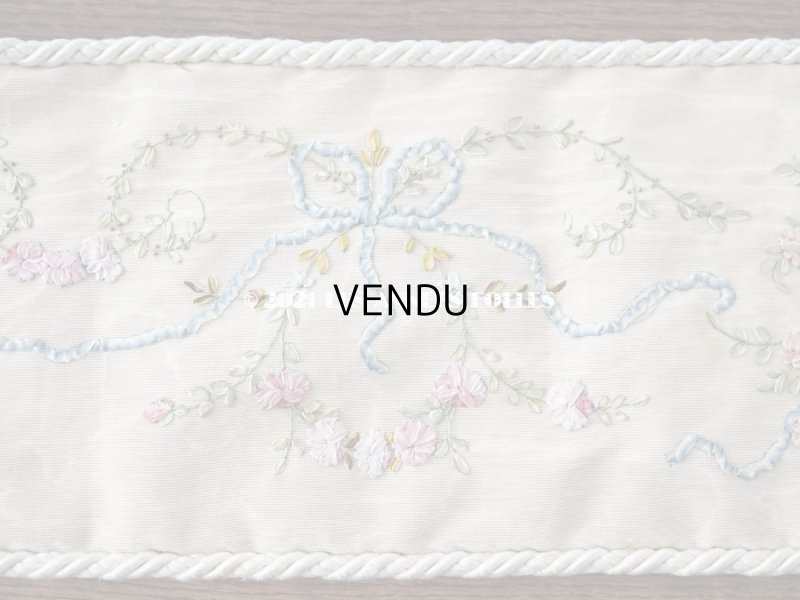 画像9:  アンティーク リボン刺繍のパネル ピアノカバー ローズパニエ　122×14cm