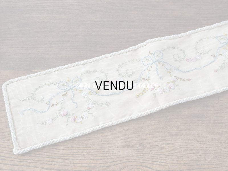 画像4:  アンティーク リボン刺繍のパネル ピアノカバー ローズパニエ　122×14cm