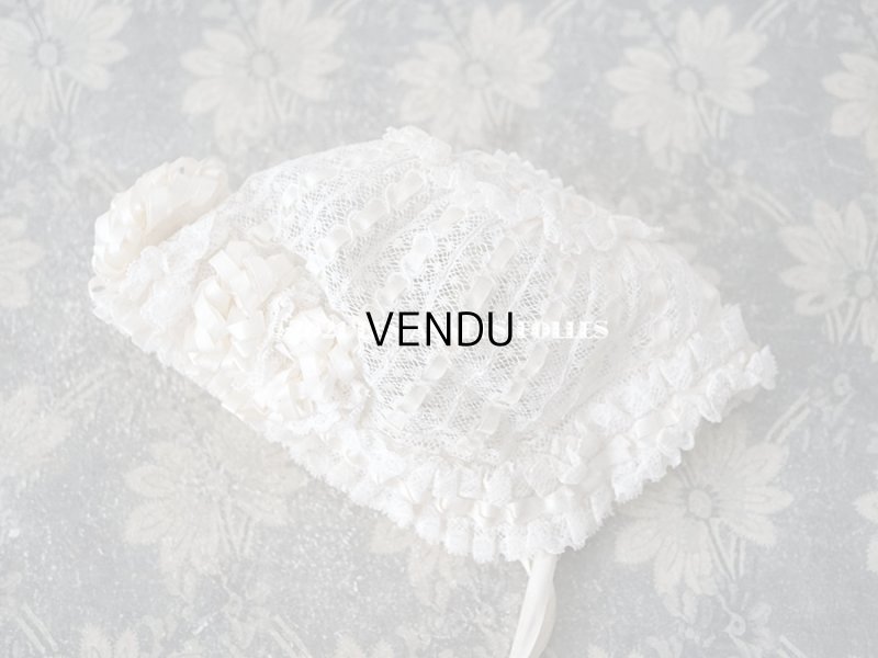 画像17: アンティーク ベビー用 小さなボネ オフホワイトのシルクリボン&レース