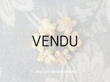 アンティーク シルク製　黄色の花の小さなロココモチーフ　バックル