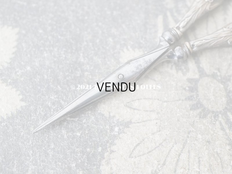 画像7: 1900年代 アンティーク シルバー製 アイリスの花 ソーイングセット 裁縫道具