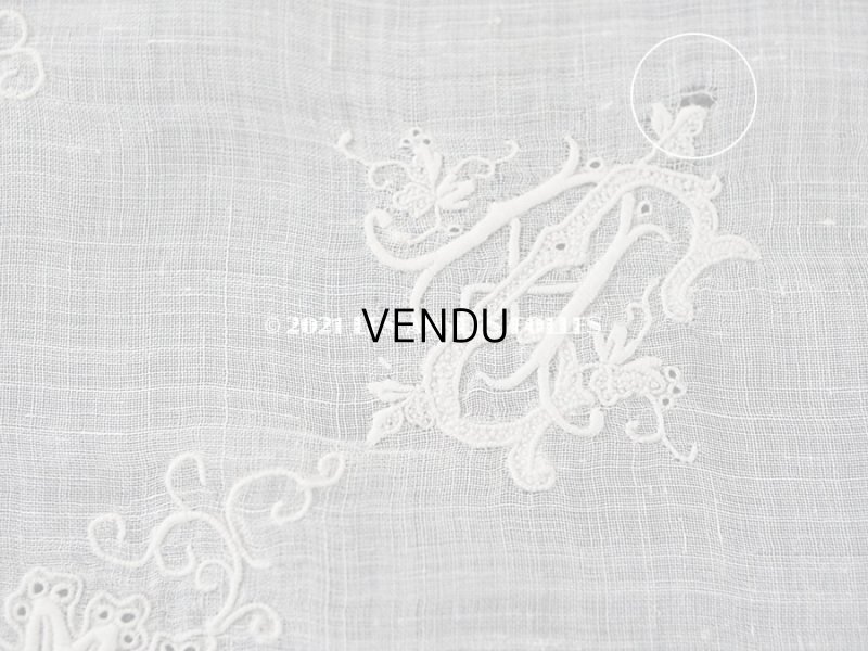 画像4: 19世紀末 アンティーク  結婚式のハンカチ モノグラム刺繍入り　葡萄の葉　ホワイトワーク＆手編みのヴァランシエンヌレース