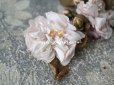 画像5: アンティーク  薔薇の布花  パウダーピンク ドールハット用 クォーター・ロゼット咲き