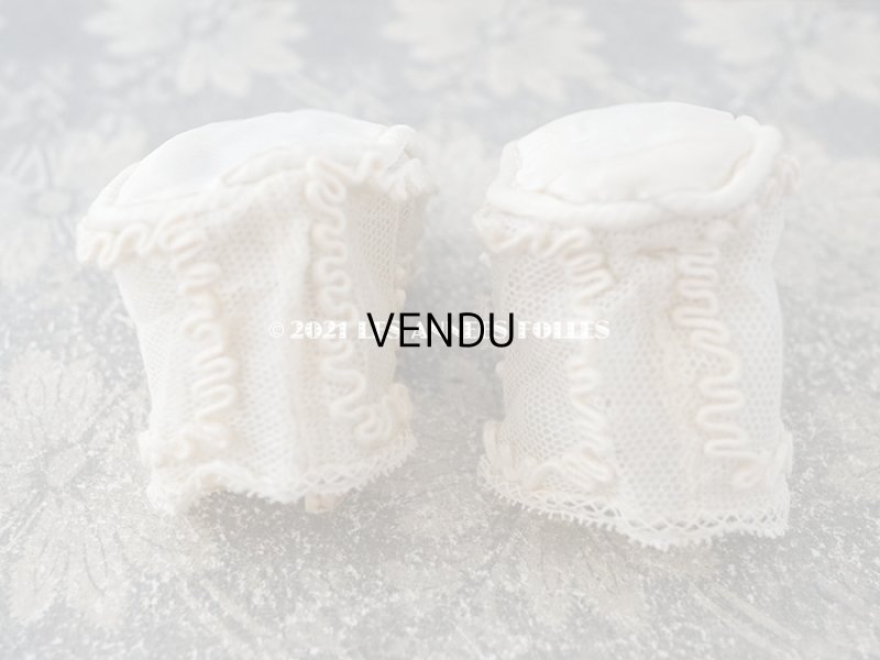 画像12: 1920年代 アンティーク 　水色のロココモチーフ付き ベビーシューズ  コード刺繍