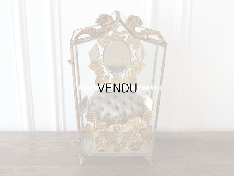 画像4: アンティーク グローブ・ド・マリエ 　ブルーグレーのシルク製クッション　ロカイユ装飾