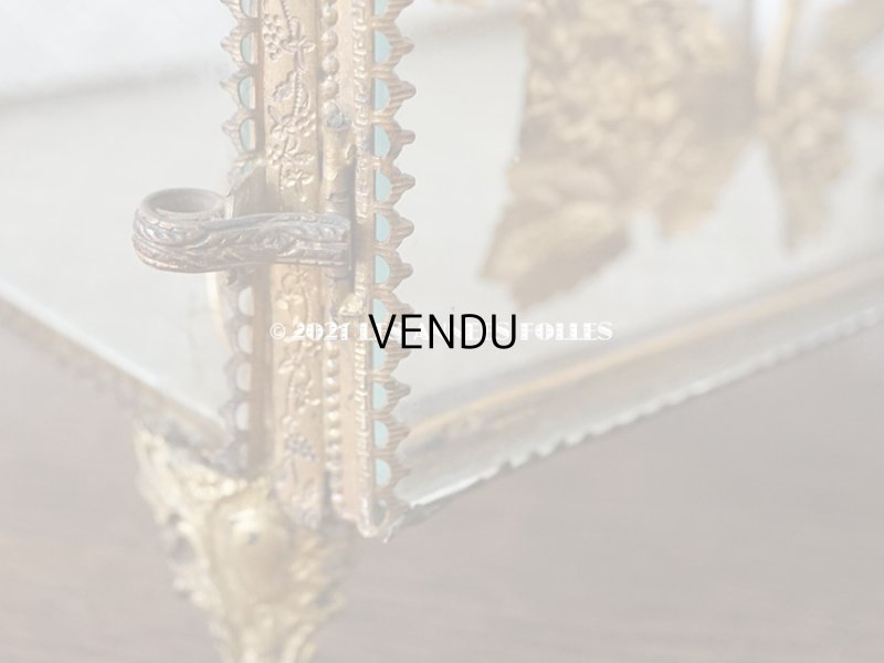 画像12: アンティーク グローブ・ド・マリエ 　ブルーグレーのシルク製クッション　ロカイユ装飾