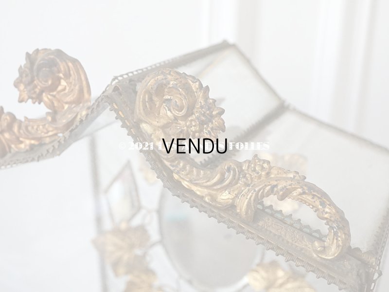 画像8: アンティーク グローブ・ド・マリエ 　ブルーグレーのシルク製クッション　ロカイユ装飾