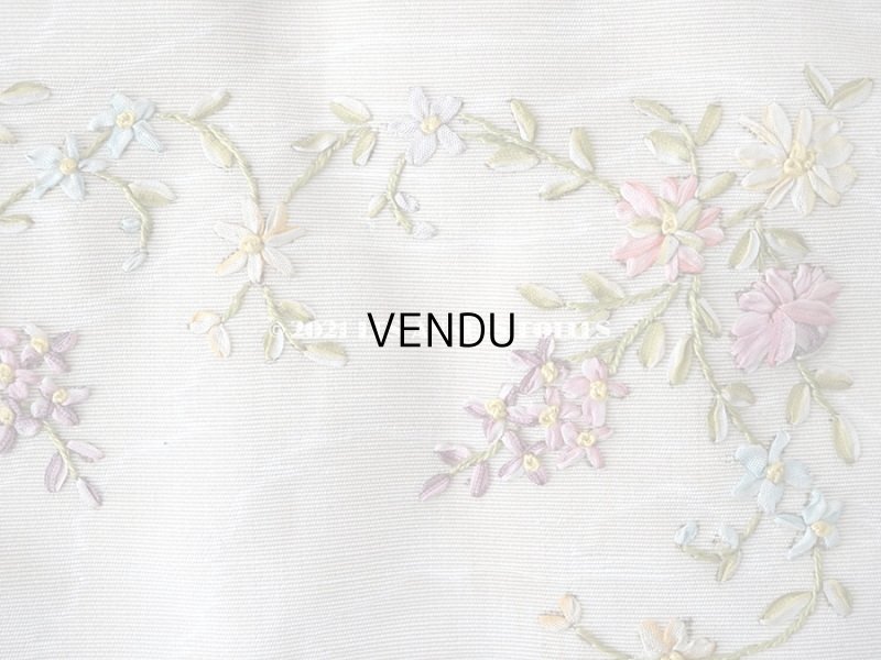 画像4: アンティーク リボン刺繍のパネル 薔薇　＆　ライラック　＆　勿忘草