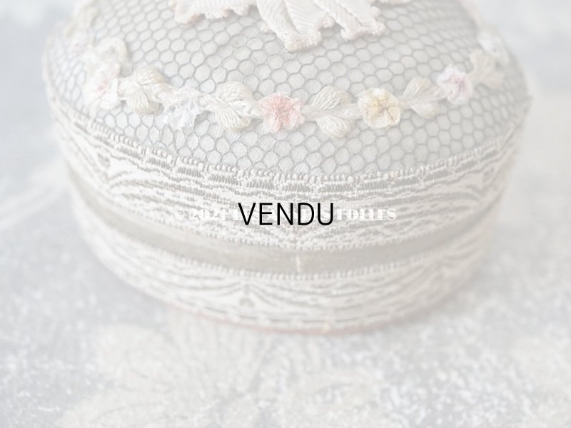 画像4: アンティーク　シルク製 6色の薔薇のロココトリム付 ボックス 紙箱