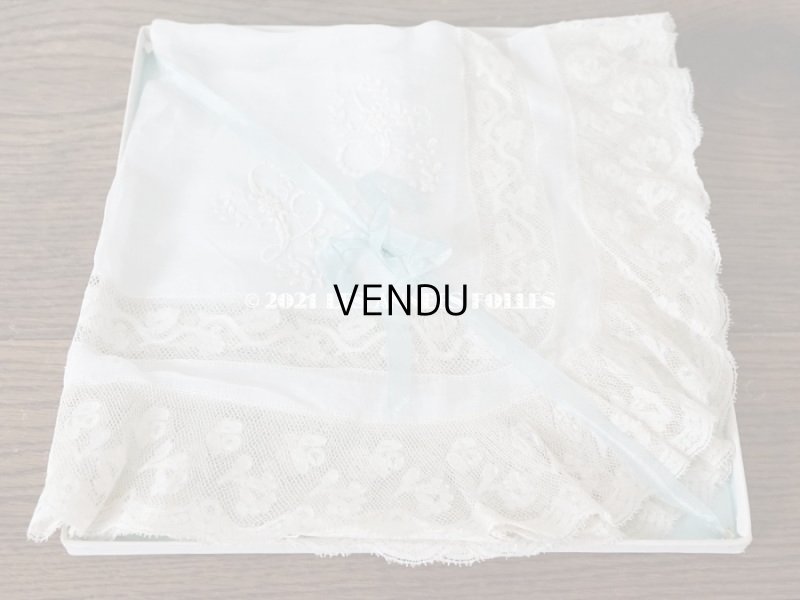 画像8: 未使用 アンティーク オリジナルボックス入り 結婚式のハンカチ モノグラム刺繍入り 手編みのヴァランシエンヌレース
