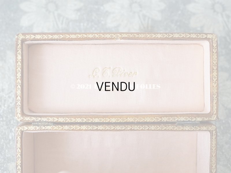 画像10: アンティーク 本革製 パフュームボックス 薔薇のガーランドの金彩入り - L.T.PIVER -