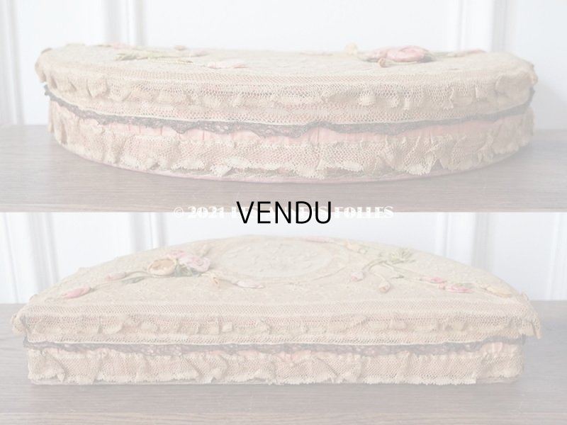 画像13: 1900年代 アンティーク ロココモチーフ付き 大きなカルトナージュボックス ピンク レースの装飾