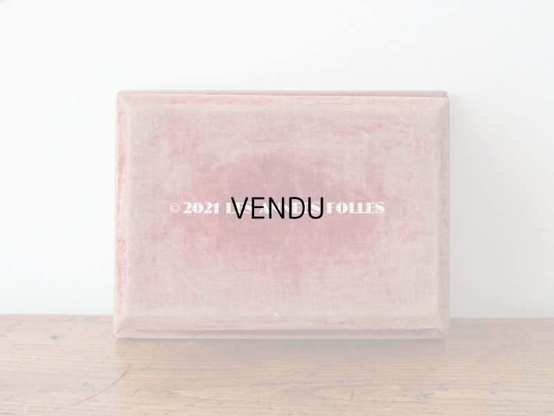 画像5: アンティーク ベルベットの台座 赤 スクエア型 オリジナルラベル付